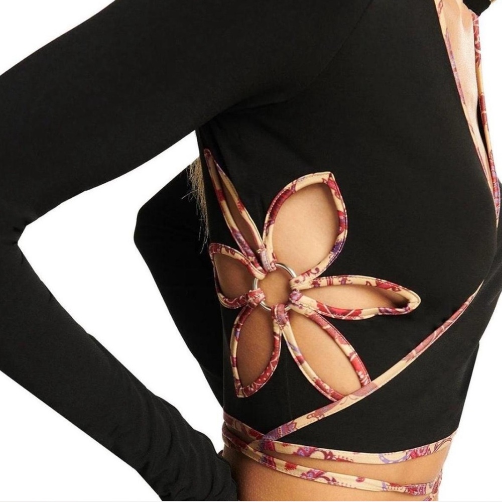 I.Am.Gia Renalee Black Floral Cutout Wrap top size M NWT - Picture 2 of 9